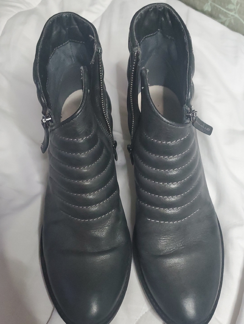 Clarks Black Quilted-Look Ankle Booties with Side Zippers